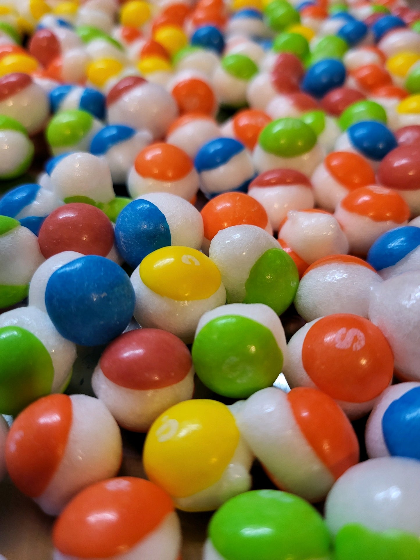 Freeze Dried Moon Rocks (Skittlez)